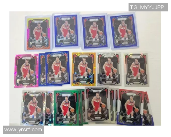 以足球球星卡和队标卡为核心打造独特的收藏卡片设计与创意展示