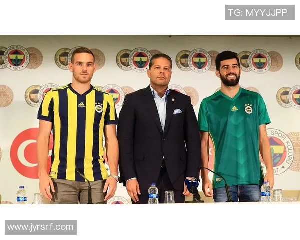 俄罗斯足球历史球星排名揭晓 哪些球员位列前十名榜单之中