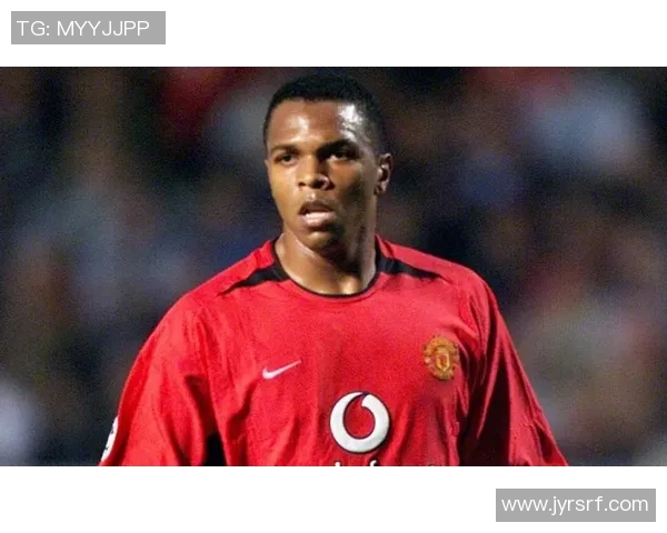 南非男足球星的成长之路与辉煌瞬间全面解读